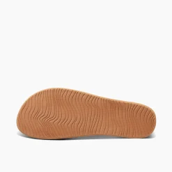 Cushion Court Twist